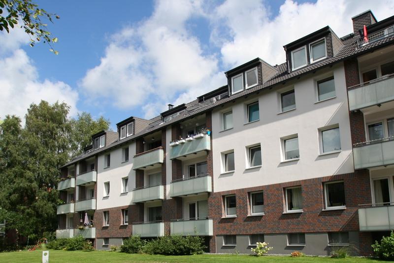 Lichtdurchflutete 2 Zi.-Dachgeschoss-Wohnung in Top-Lage in Henstedt-Ulzburg !